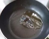 A picture of step 2 of Pad See Ew Seafood Noodles.