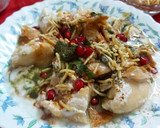 दही वड़े पापडी चाट (dahi cade papdi chaat recipe in Hindi) रेसिपी चरण 5 फोटो