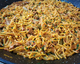 Foto del paso 7 de la receta: Fideos con carne picada, ajos tiernos y coliflor