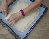 A picture of step 5 of Octopus Empanada.