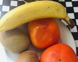 Foto del paso 1 de la receta: Una Deliciosa Ensalada de Frutas Con Caqui   de Otoño 🥝🍌🍍🍊🍁🍂
