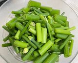 Foto langkah ke 1 dari resep Tumis sayur tombak kencur.