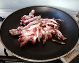 Foto del passaggio 2 della ricetta BUCATINI ALL'AMATRICIANA