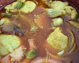 Gambar langkah 6 resipi Kengsom Ayam.