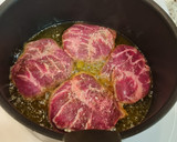 Foto del paso 2 de la receta: Carrilleras ibéricas en salsa de setas a la mostaza