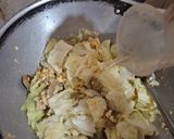 Foto langkah ke 6 dari resep Mie Goreng Magelangan Istimewa.
