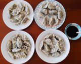 A picture of step 3 of Chive Dumplings.