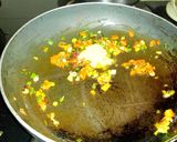 A picture of step 2 of Tomato methi leaves paratha.