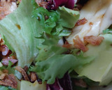 Foto del paso 5 de la receta: Ensalada tibia amb, Gouda, champinyons, bacon i cruient de cebolla