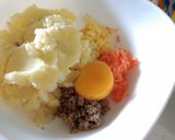 Foto langkah ke 2 dari resep Snack Cemilan Perkedel MPASI 8 bulan 4 bintang.