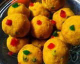 चैरी बेसन लड्डू (cherry besan ladoo recipe in Hindi) रेसिपी चरण 3 फोटो