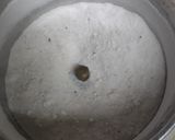 A picture of step 1 of Layered makhana kheer.