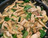 A picture of step 2 of Lemon Butter Chicken Pasta.