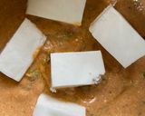 A picture of step 3 of Paneer Tikka Salad.