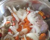 Foto del paso 1 de la receta: Pollo al jugo