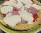 Foto del paso 7 de la receta: Tarta de puerro y cebolla sin masa con guacamole diferente