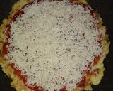 Foto langkah ke 3 dari resep Pizza roti tawar keju.