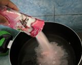 Foto langkah ke 2 dari resep Puding Susu Kurma.