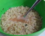 Foto langkah ke 3 dari resep Mini Omelet Mie.