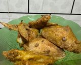 Foto langkah ke 1 dari resep Ayam goreng bawang putih.