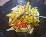 Foto langkah ke 3 dari resep Acar Kuning Wortel & krai/ Timun.