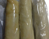 Foto langkah ke 3 dari resep Chicken egg rolls.