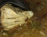 Foto langkah ke 4 dari resep Minyak dan Kuah Mie Ayam.