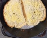 Foto langkah ke 1 dari resep Chicken Luncheon Sandwich.