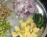 ઉપમા (Upma Recipe In Gujarati) રેસીપી સ્ટેપ2ફોટો