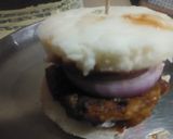 A picture of step 6 of Idli burger.