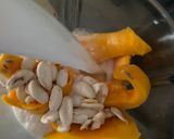 عکس مرحله 2 از دستور معجون شیر موز انبه و بادام