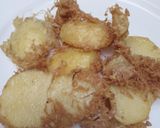 A picture of step 2 of Potato and egg.