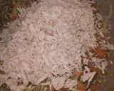 A picture of step 4 of Chicken veg roll samsoy filling.