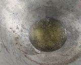 A picture of step 2 of Mokhandi Halwa.