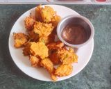 A picture of step 3 of Fulvada (Rice pakoda).