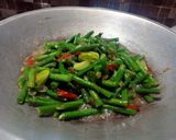 Foto langkah ke 2 dari resep Tumis Kacang Panjang Petai Pedas.
