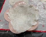 A picture of step 4 of Snow Dome Strawberry Mochi.