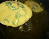 A picture of step 4 of Karhi pakore.