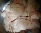 A picture of step 1 of Fillet chicken for burger.