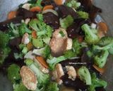 Foto langkah ke 4 dari resep Sapo Tofu Oriental.