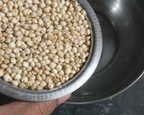 A picture of step 1 of Jowar khichadi.