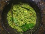 Green Chole ki Chutney In Desi Style