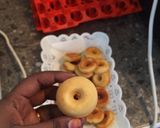 A picture of step 7 of Baked Donuts #4weekschallenge.
