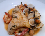 Foto del paso 9 de la receta: Merluza a la marinera
