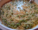 صورة لخطوة 1 من وصفة شوربة ماجي خفيفة ولذيذة 😋