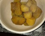 Foto del paso 2 de la receta: Costeletas de cerdo con cebolla caramelizada