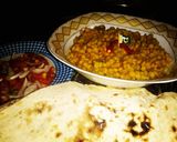 A picture of step 2 of Chana Makhani.
