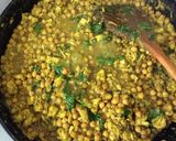 A picture of step 4 of Chicken chickpea curry.