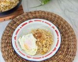 Foto langkah ke 7 dari resep Nasi Goreng.