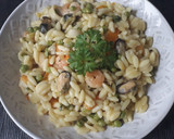 Foto del paso 5 de la receta: Pasta orzo con marisco